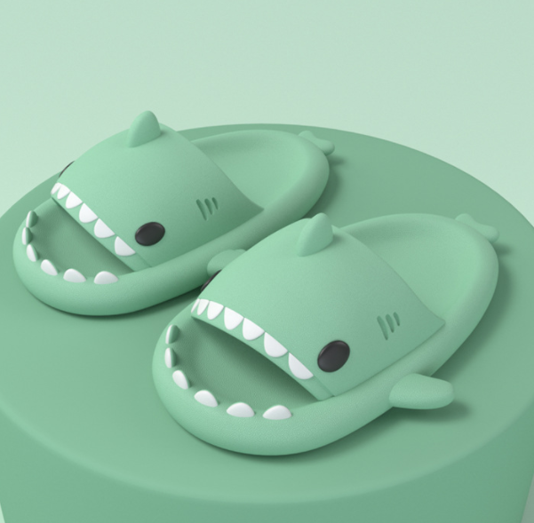 Winterprep ™ Shark Slippers