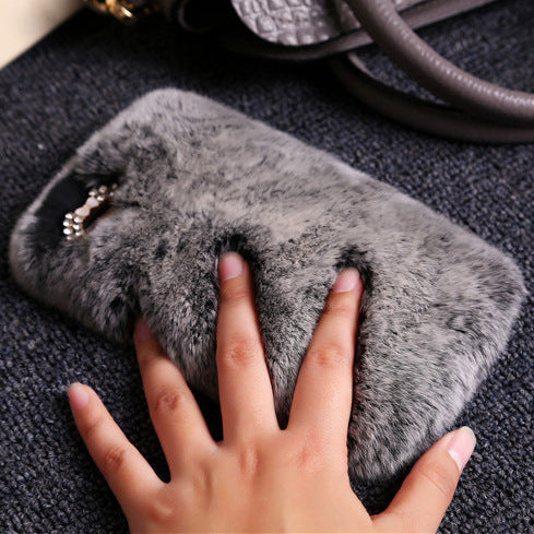 Winterprep™ Long fur phone case